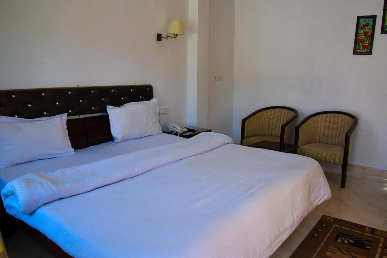 Dragon I Resorts Naddi 外观 照片